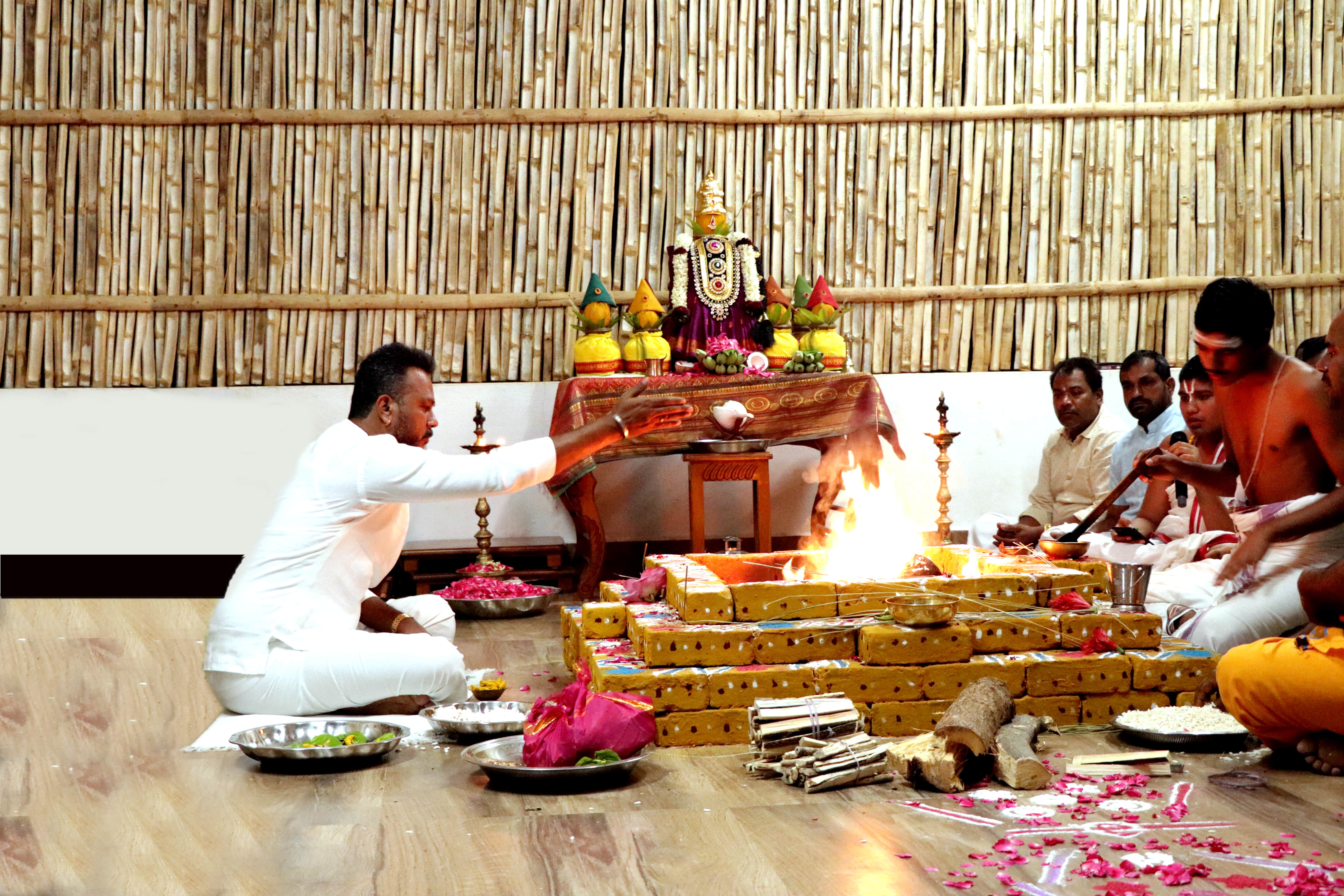 Pushpa Seva – Offering of Flowers